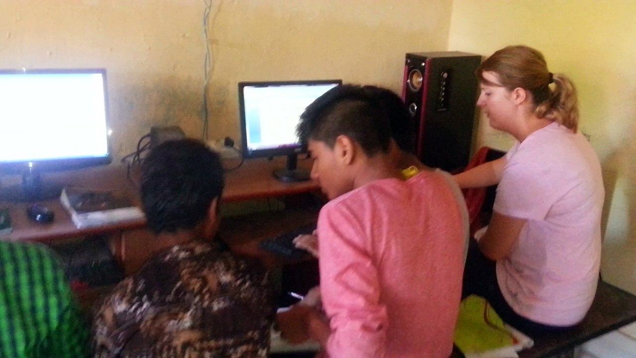 iSpiice volunteer projects in India Teach in Dharamsala. iSpiice Reviews