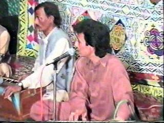 Tunjay Shehar Main Aayus - Akbar Ali