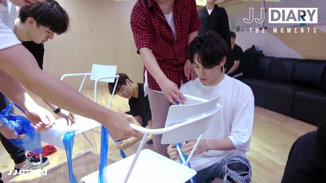 (170731) JJ Diary the Moments_01