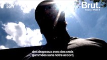 Un homme veut commercialiser les croix gammées et le N-word