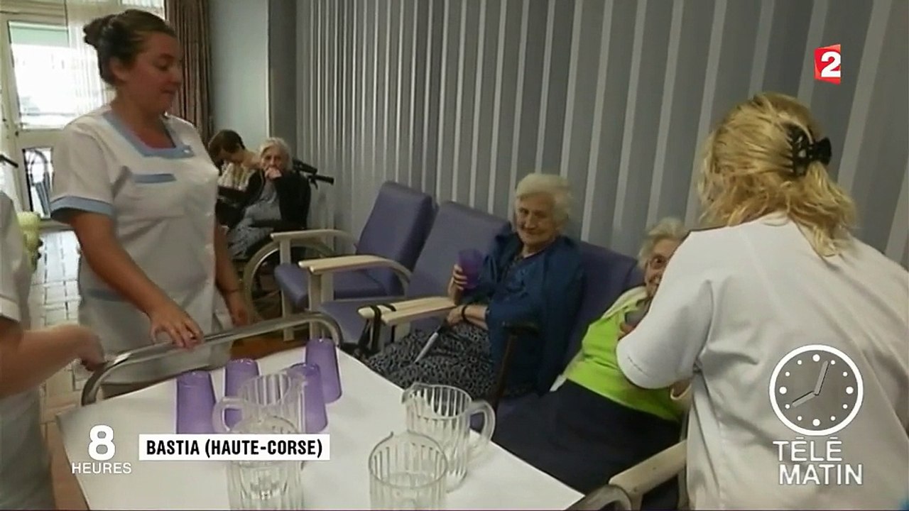 Canicule : il faut boire de l'eau avant d'avoir soif