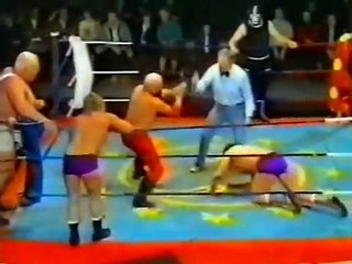 Big Daddy, John Savage & Vic Faulkner v Banger Walsh, Battlestar & Blackjack Mulligan
