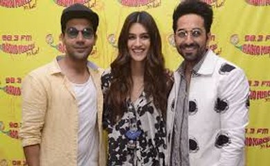 Kriti Senon,Ayushman khurana prmoting 'Barelli ki Barfi'
