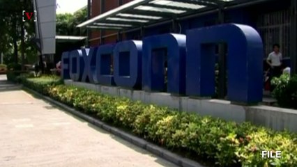 Trump Claims Foxconn CEO Said 'Off The Record' He'd Invest $30B in U.S. Plant