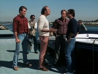 Riptide (Us) S02E07 Be True To Your School