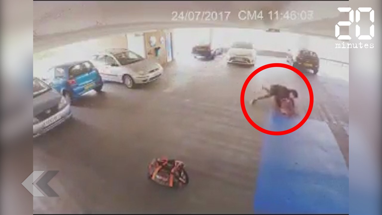 Il se fait violemment arrêter par un combattant de MMA - Le Rewind du mercredi 2 août 2017