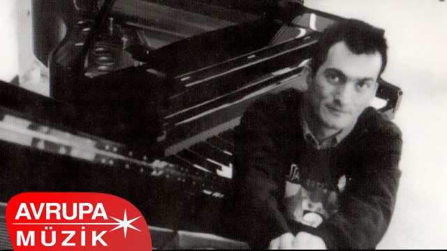 Kerem Görsev - Hands And Lips (Full Albüm)