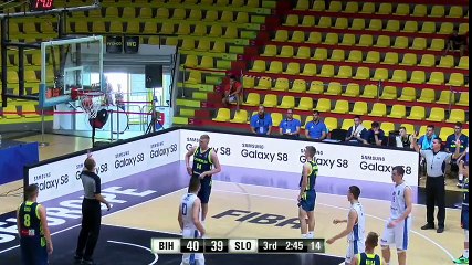 Stefan Adžić - 18 poena protiv Slovenije (U-18) (2.8.2017)
