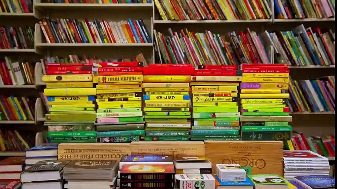 CRITICAL ESSAY WRITING TIPS