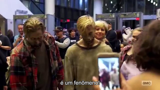 Elenco agradece aos fãs pelos 100 episódios de The Walking Dead (LEGENDADO)