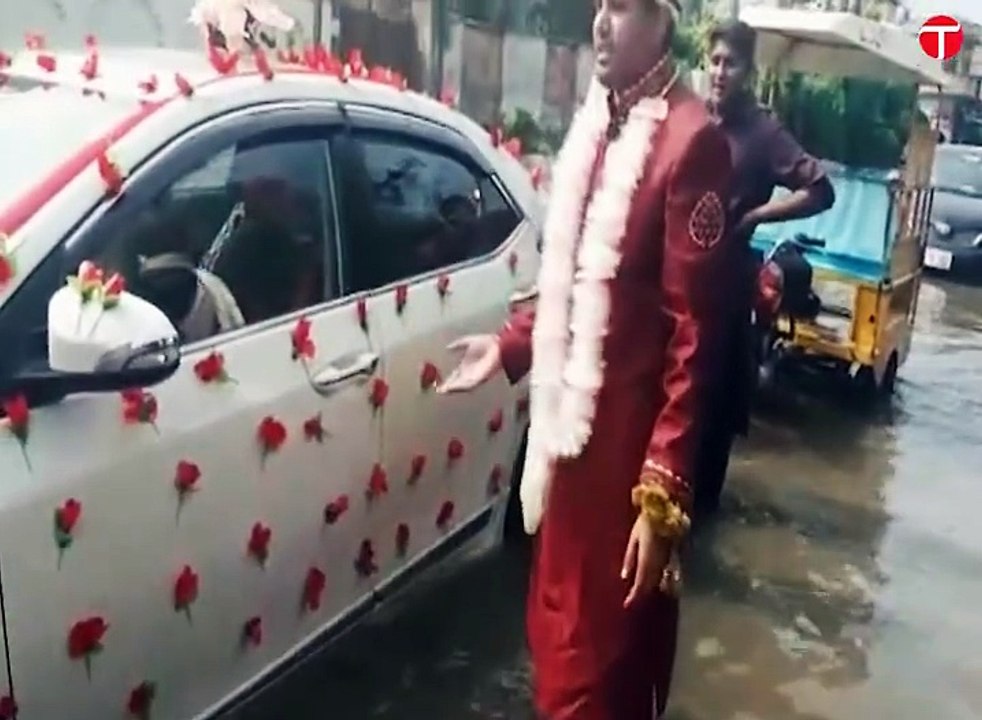 groom suck in Rain water