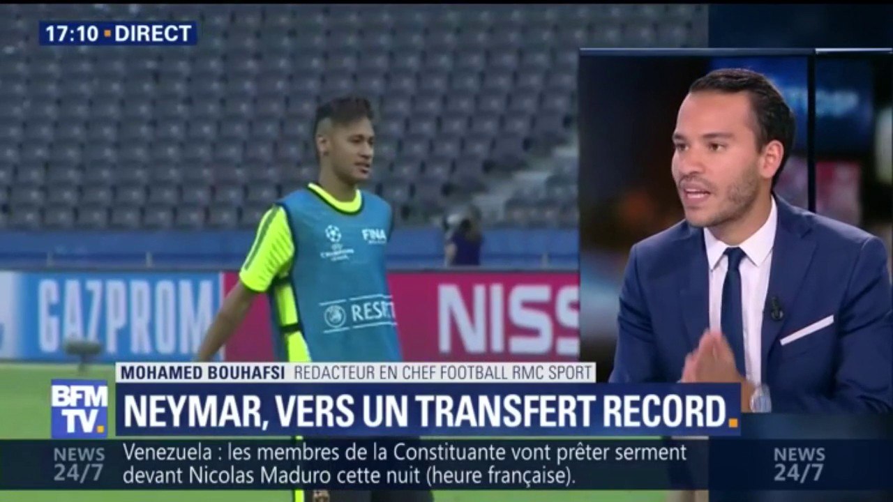 Neymar au PSG: "Attendu demain à Paris. La tendance est à une présentation samedi avant PSG-Amiens au Parc des Princes"