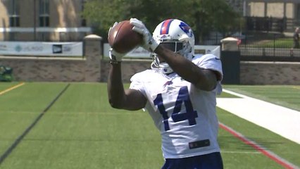 Sammy Watkins catches balls from jug machine