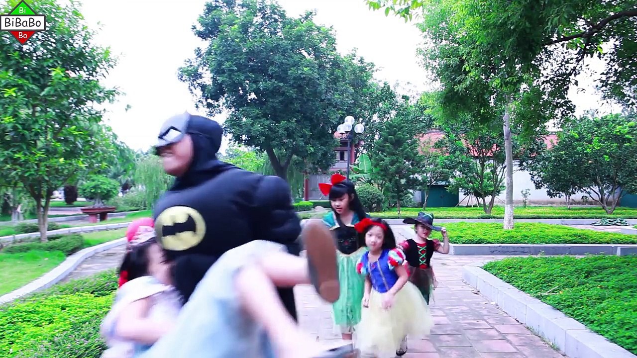 Y Ana Ordenanza disruptivos congelado casco Niños pernicioso travieso hombre araña superhéroe elsa vs