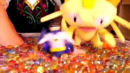 Frozen Elsa & Joker PIZZA CHALLENGE w/ Spiderman Anna Valentines Day Fun Superhero in rea