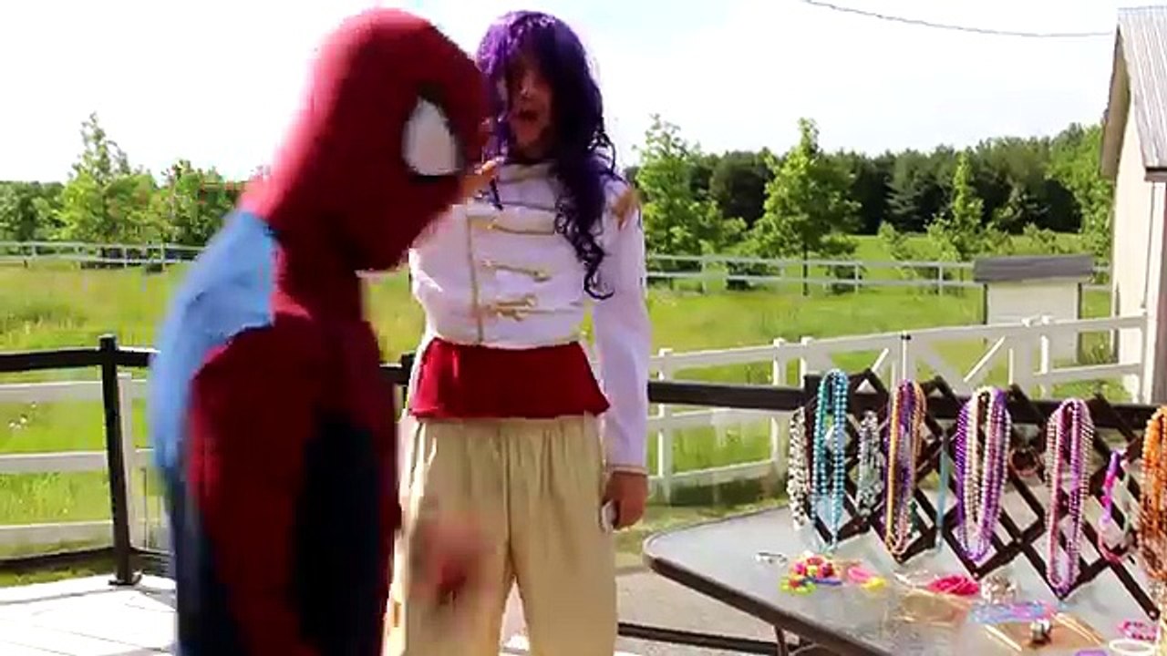 EMOJIS Become SUPERHEROES w/ Frozen Elsa Spiderman Joker Hulk Pretend Play Makeup Challeng