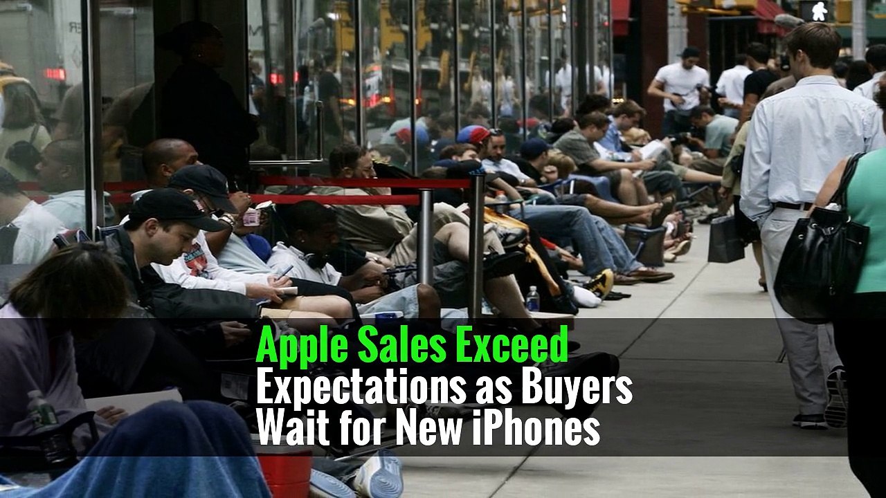Apple Sales Exceed Expectations as Buyers Wait for New iPhones