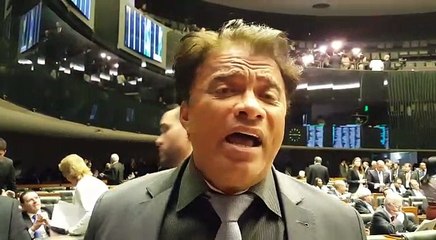 Deputado que fez tatuagem com nome de Temer dispara contra a oposição