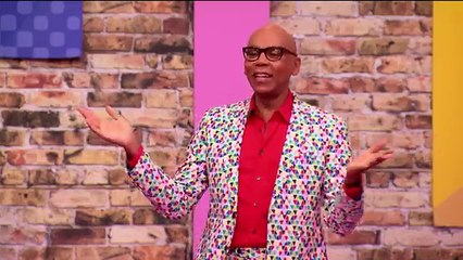 Lisa Kudrow Joins the Queens! | RuPauls Drag Race Season 9 | #FierceFridays | Now on VH1!