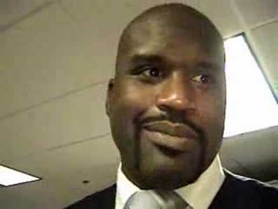 Shaq O'neal "Yo Mama" Jokes Stand Off (hebrew report)