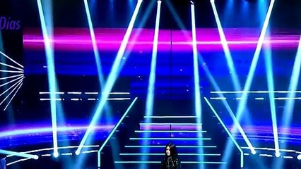 Yo Soy 23 11 16 LAURA PAUSINI Se Robo Los Aplausos del Publico con SOLEDAD