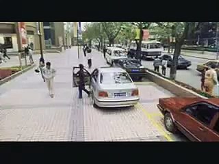 Como estacionar um carro