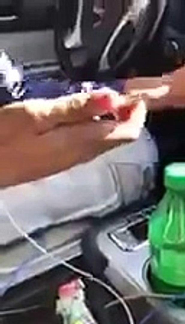 Guy Calls Two Chinese Restaurants And Merges The Calls Video Dailymotion