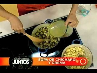 Cocinemos Juntos -Sopa de chícharo