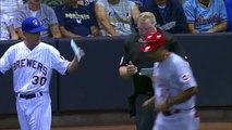 CIN@MIL: Counsell gets ejected in the 8th inning