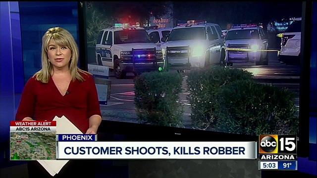 Customer shoots and kills suspect in Phoenix