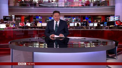 Trump_ Transgender people 'can't serve' in US military - BBC News