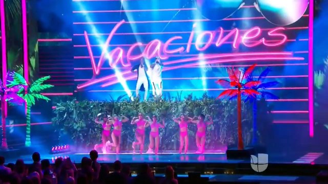 Wisin, Tito El Bambino, Zion & Lenox Premio lo Nuestro 2017 (HD)