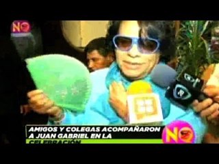 Juan Gabriel celebra su cumpleaños junto a varios amigos en Buenos Aires. No lo Cuentes