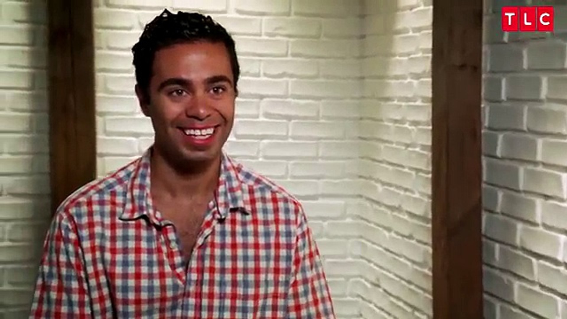 Novice Kisser Josh Finally Has A Successful Kiss Video Dailymotion