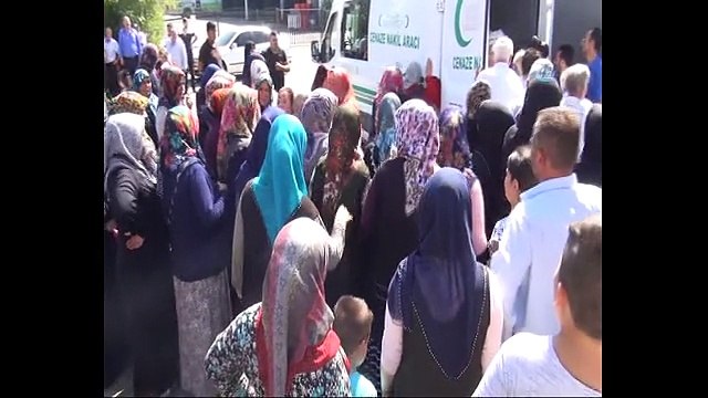 Kocaeli'de korkunç trafik kazası! Bir aile yok oldu