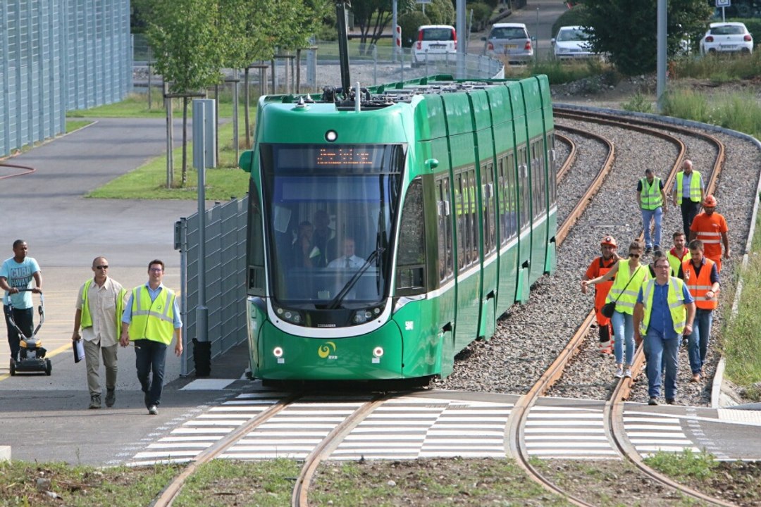 Saint-Louis: trams et chasse-neige passent la frontière