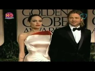 Angelina Jolie financia escuelas con su linea de joyas