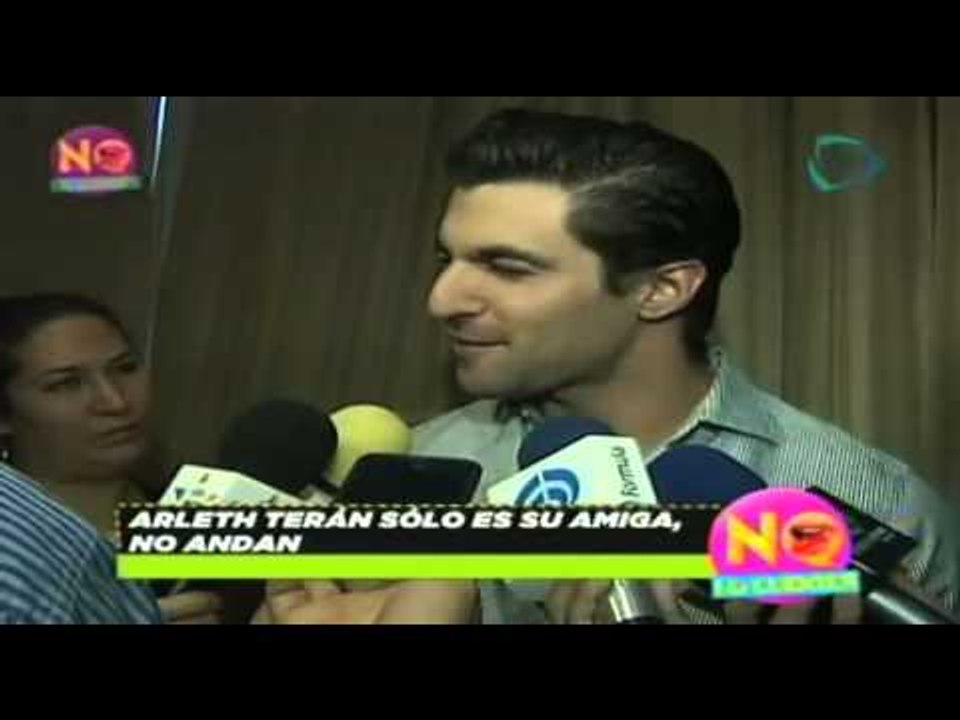 Osvaldo de León pelea con Mane de la Parra / Osvaldo de Leon fights Mane de la Parra