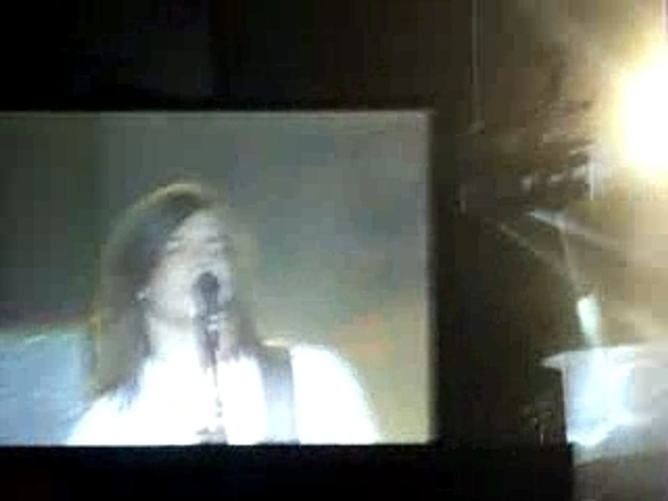 Tom qui chante 2