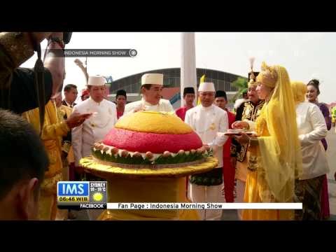 Tarian Massal di Berau Kalimantan Timur - IMS