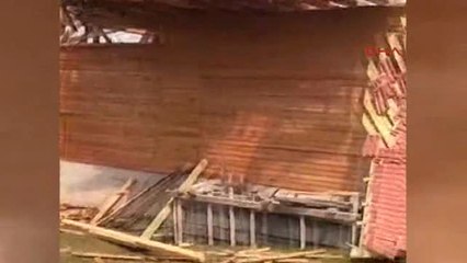 Bolu Yaylada Kaçak Yaptığı Evini Kendisi Yıktı