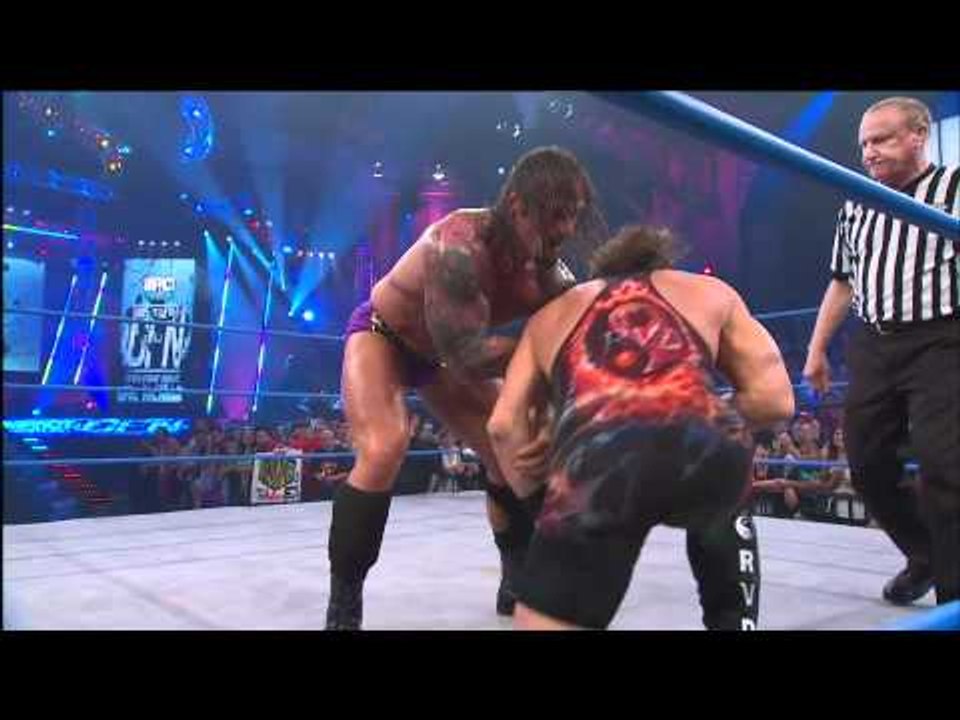 Rob Van Dam faces Gunner on Open Fight Night