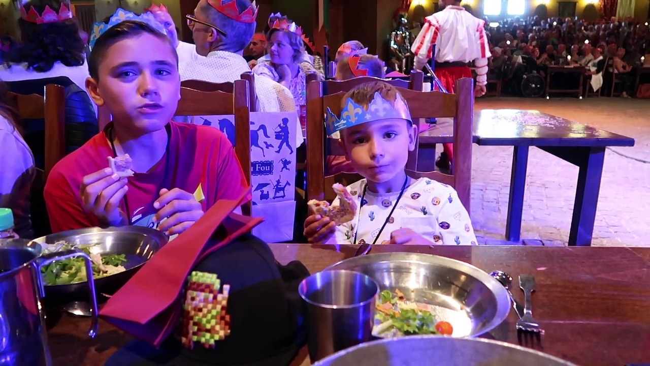 VLOG - NIGHT ROUTINE de CHEVALIER au PUY DU FOU