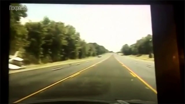 Au Texas, un avion de tourisme s'écrase sous l'oeil d'un policier