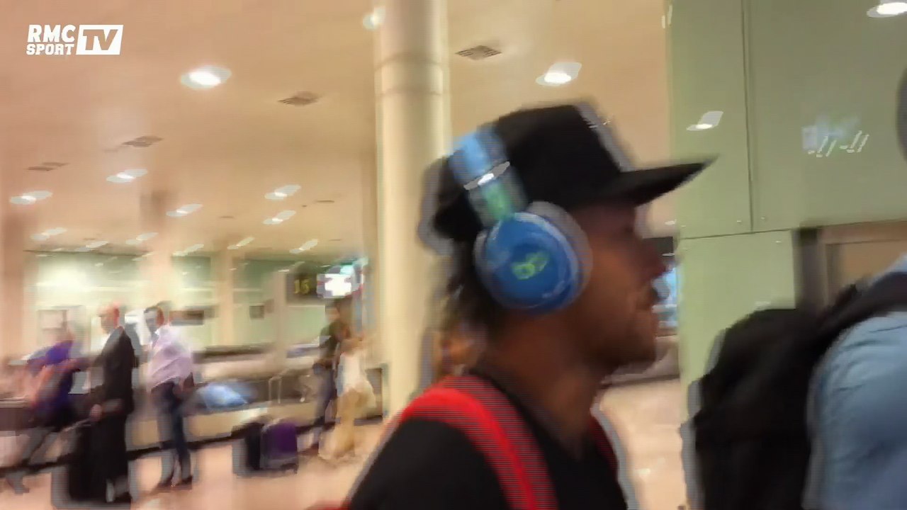 Neymar n’arrivera à Paris que vendredi