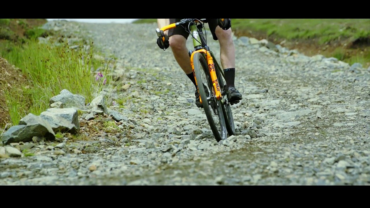 Chris Akrigg: The Guide Raw