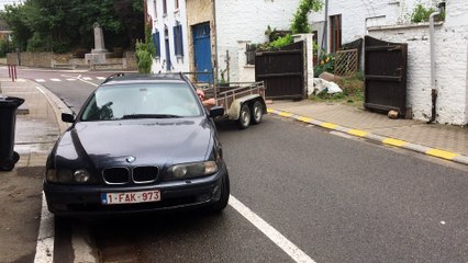 Faimes - Impossible de rentrer son vehicule sans toucher le nouveau marquage au sol