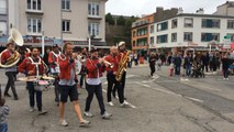 Les Allemands techno-fanfare de Meute à Brest avant Crozon