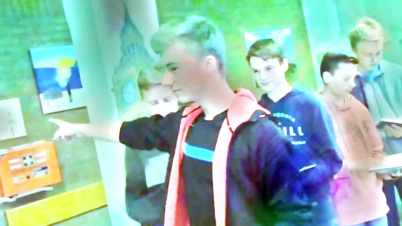 Ich werfe Bälle                              weit