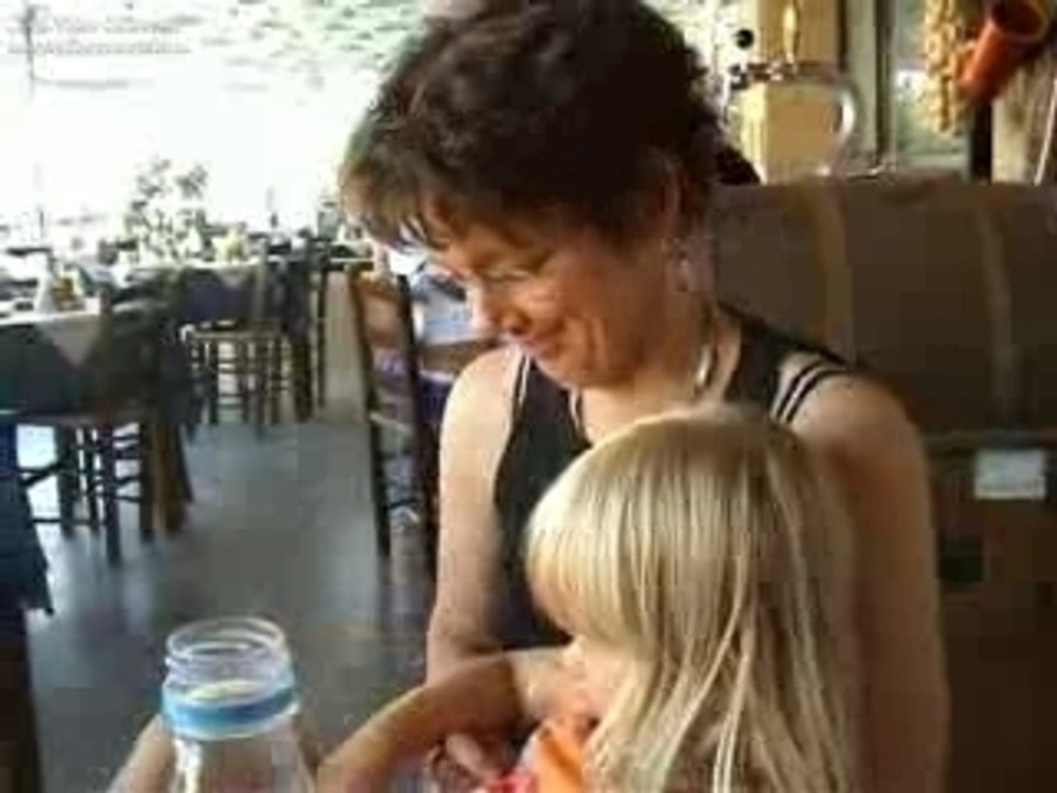 Kreta-matala-spiro-party